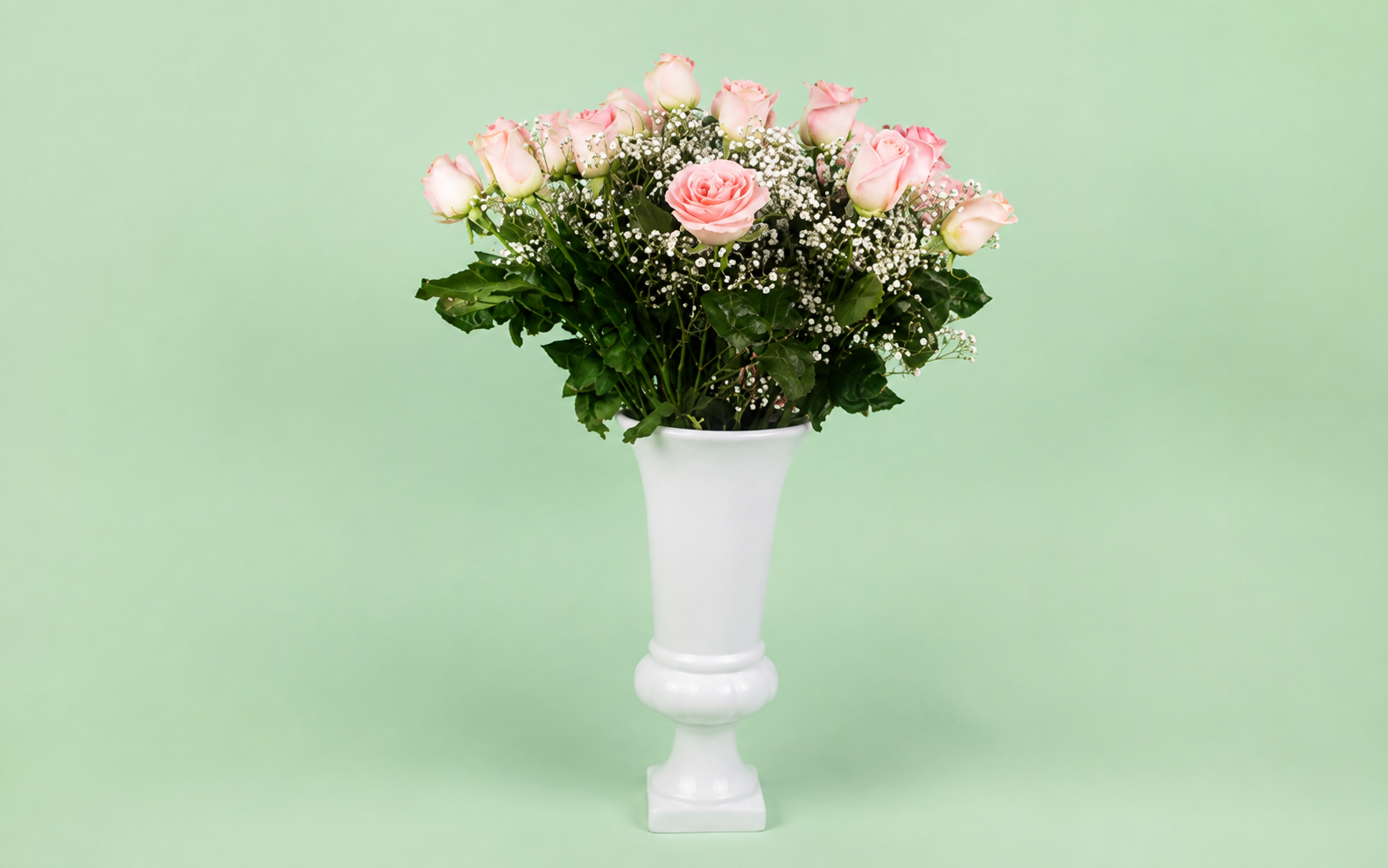 Copa con 24 Rosas